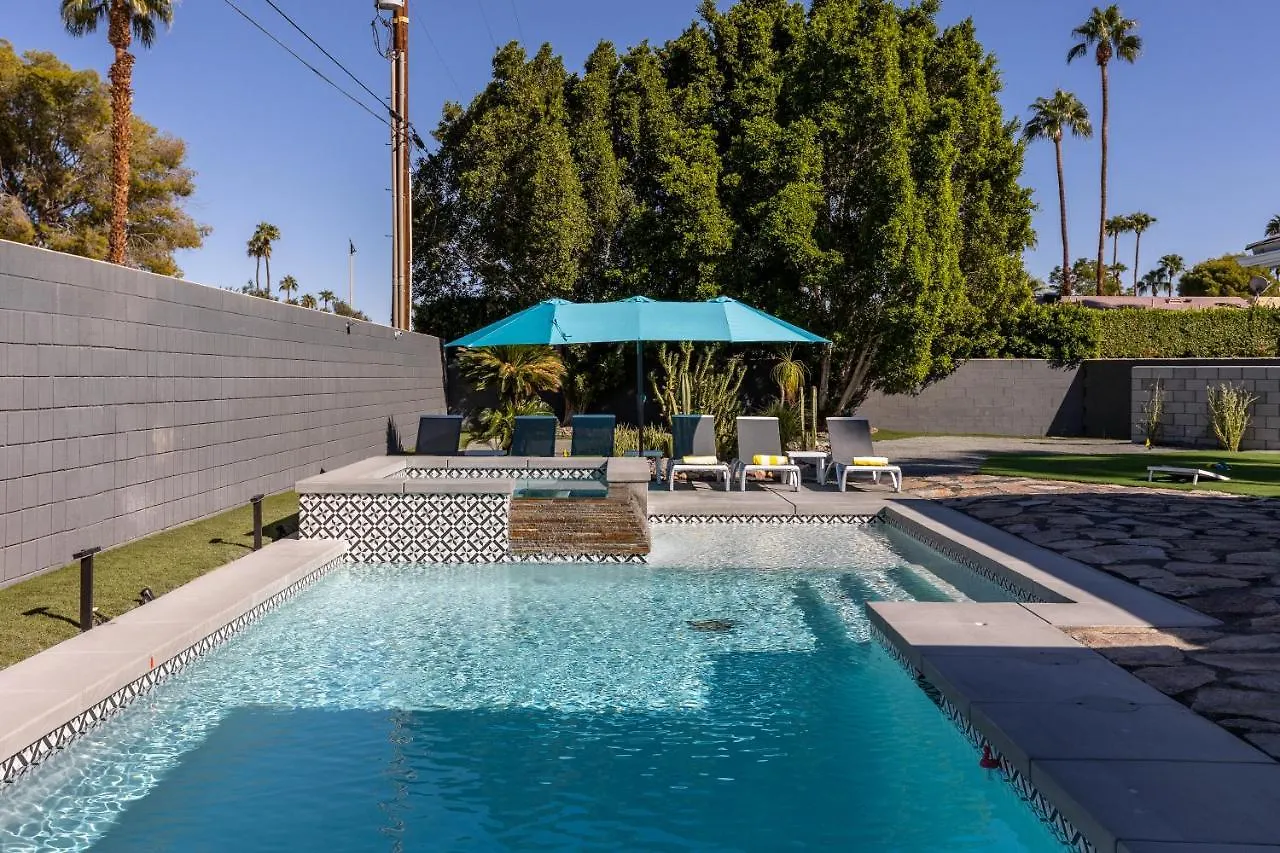 The Desert Xscape Pool & Views Palm Springs Holiday home