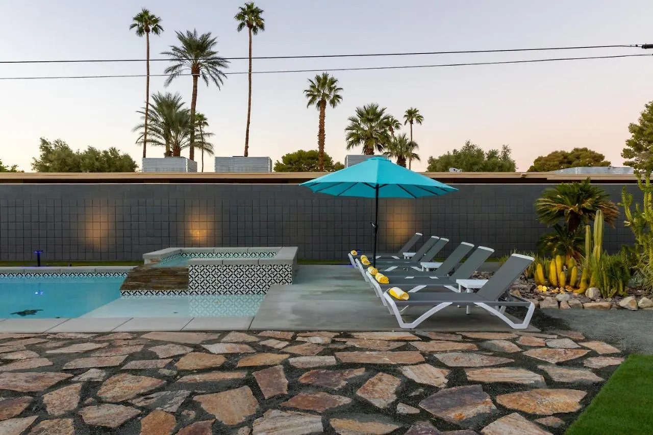 Holiday home The Desert Xscape Pool & Views Palm Springs